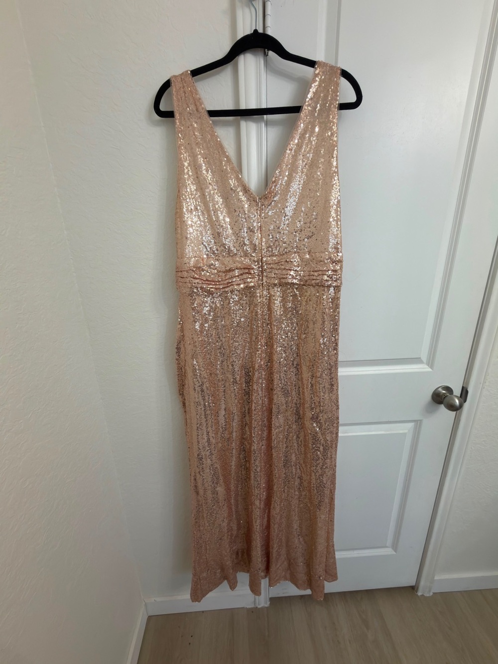 Sleeveless Sequin V-Neck Rose Gold Evening Dress